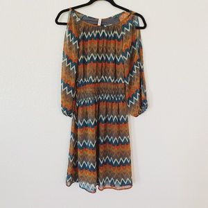 Tyche Retro Chevron Open Sleeve Dress Small S